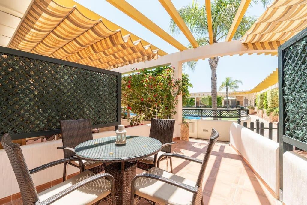 Magnifico Adosado Con Piscina Y Barbacoa Villa Campoamor Eksteriør bilde