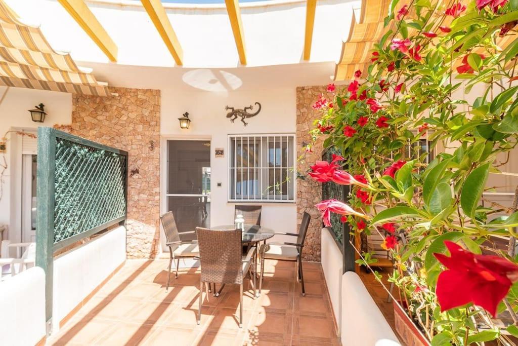 Magnifico Adosado Con Piscina Y Barbacoa Villa Campoamor Eksteriør bilde